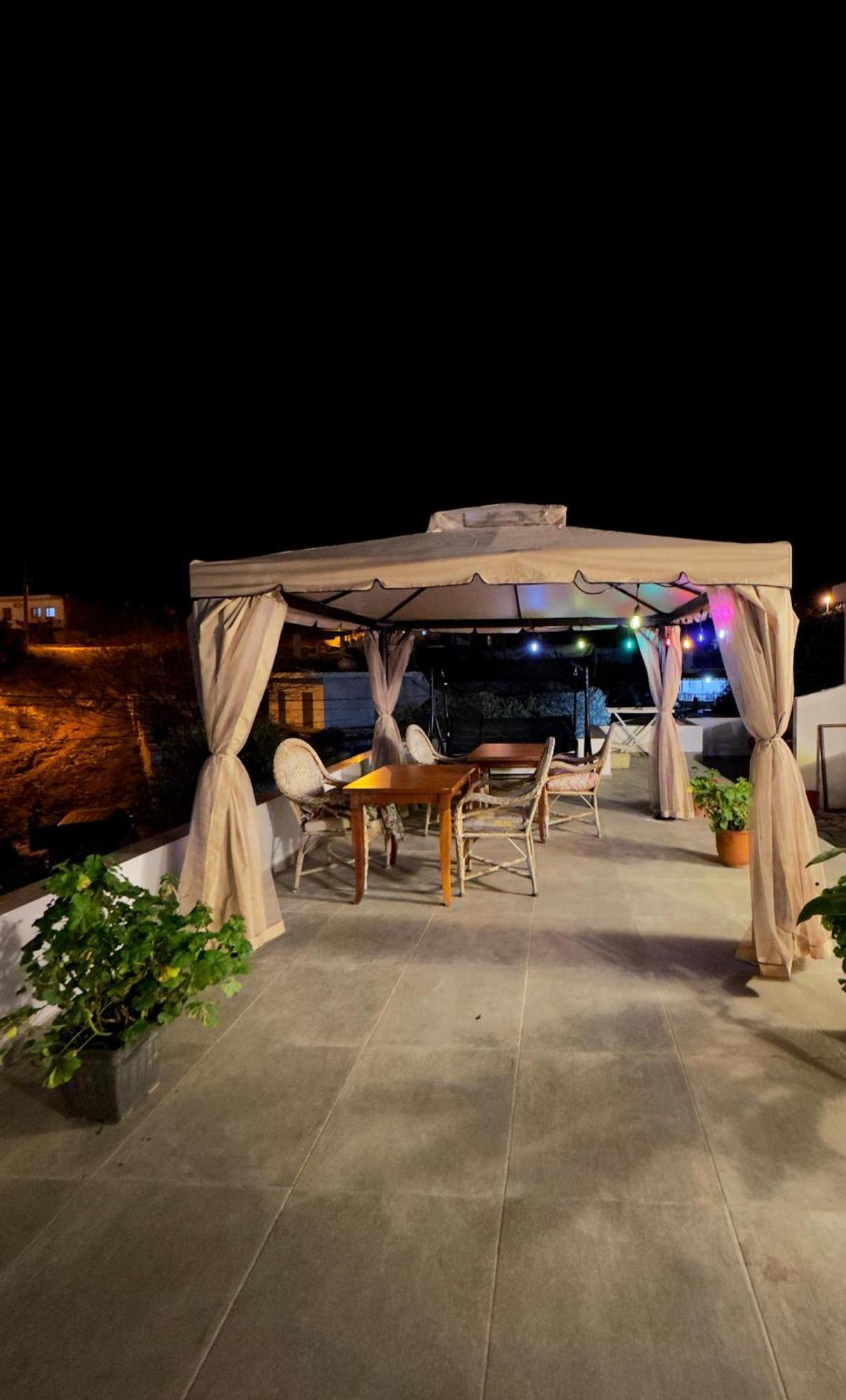 Kingsland Apartment Ksamil