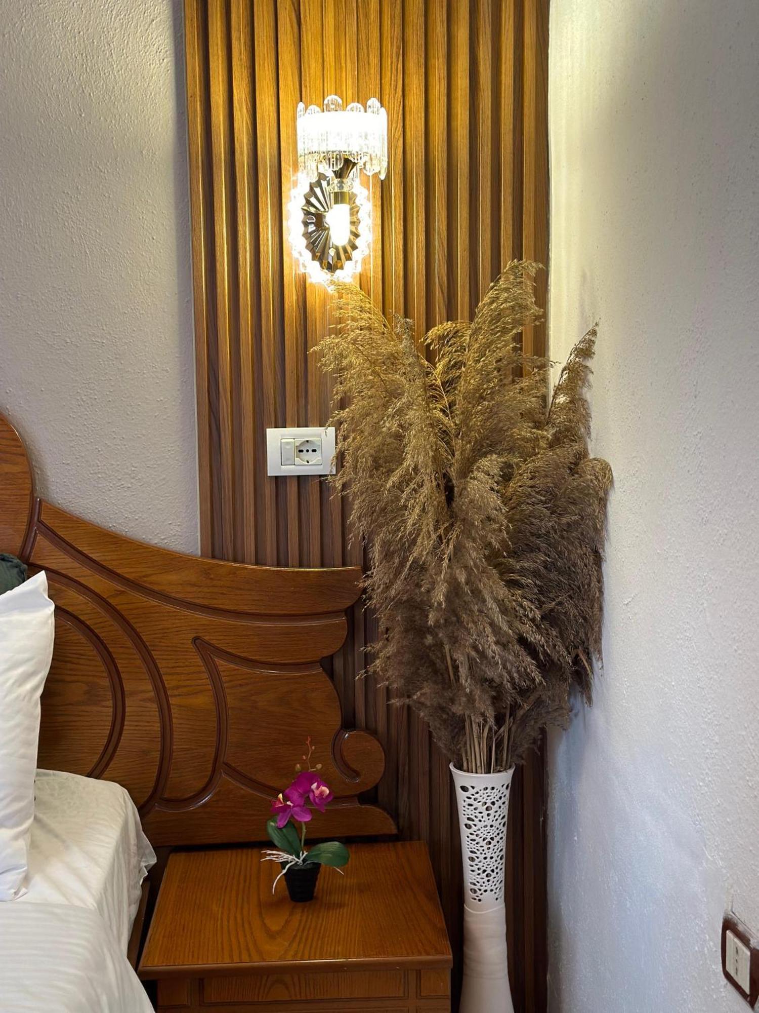 Kingsland Apartment Ksamil