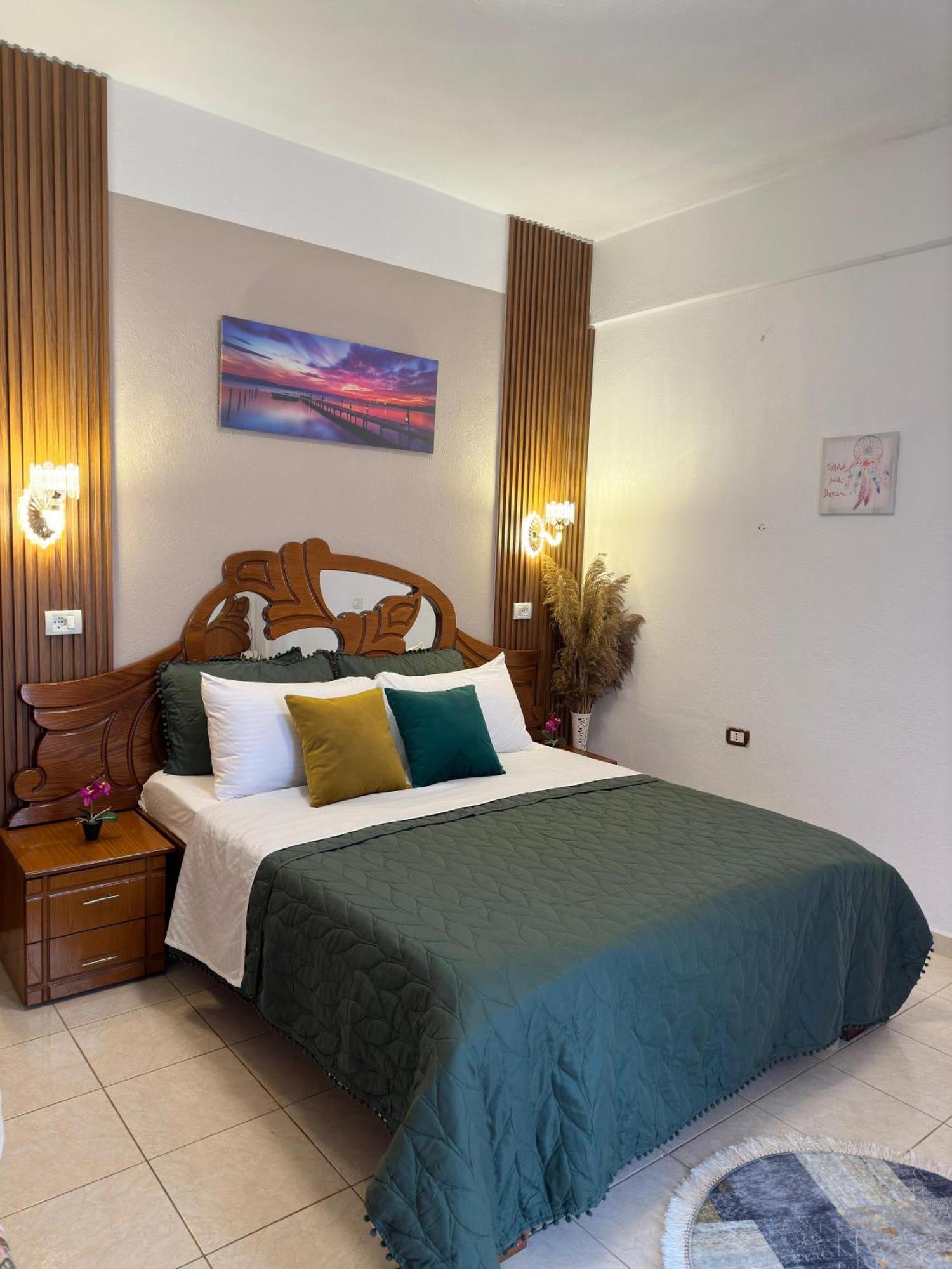 Kingsland Apartment *