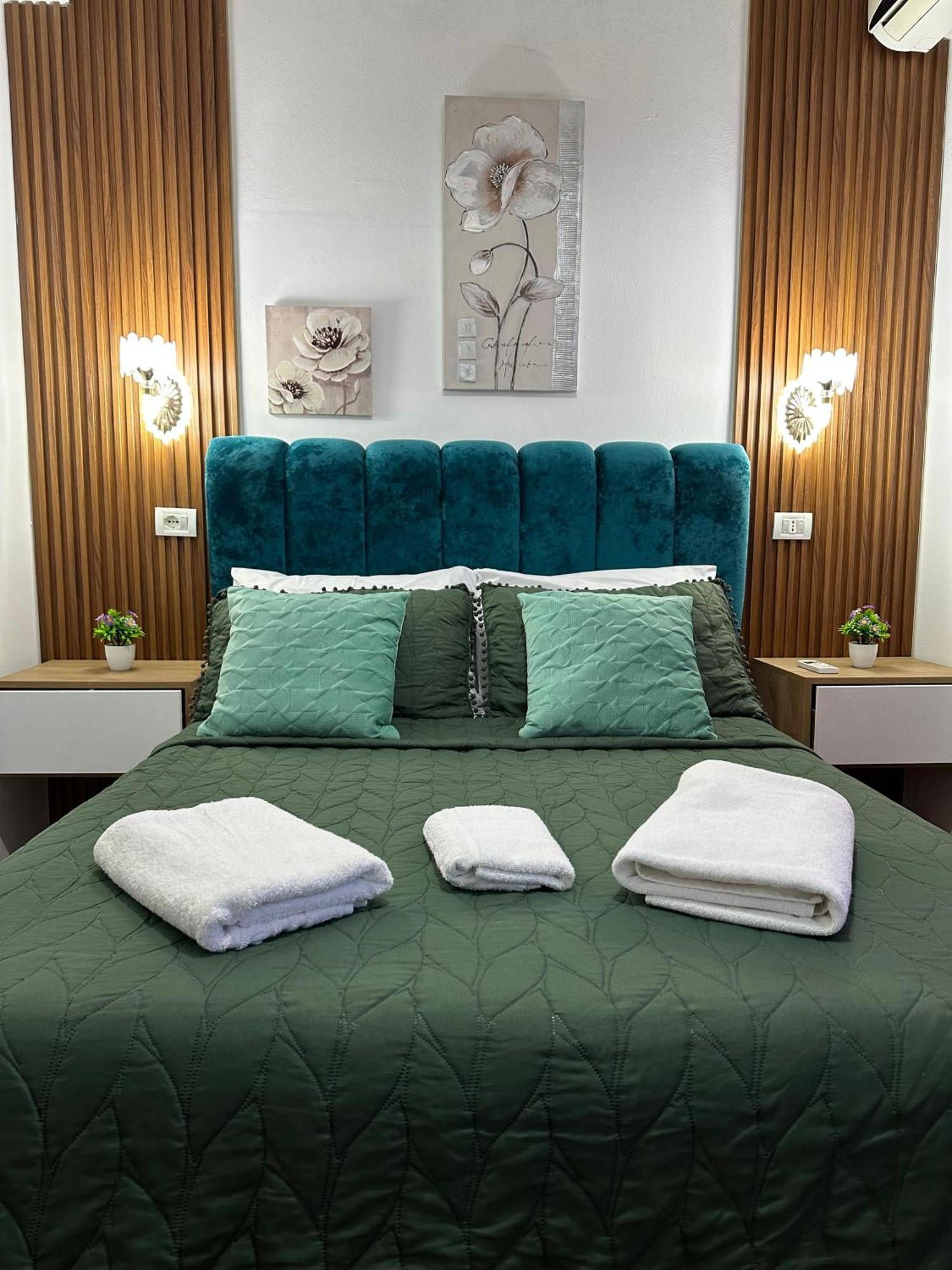 Kingsland Apartment