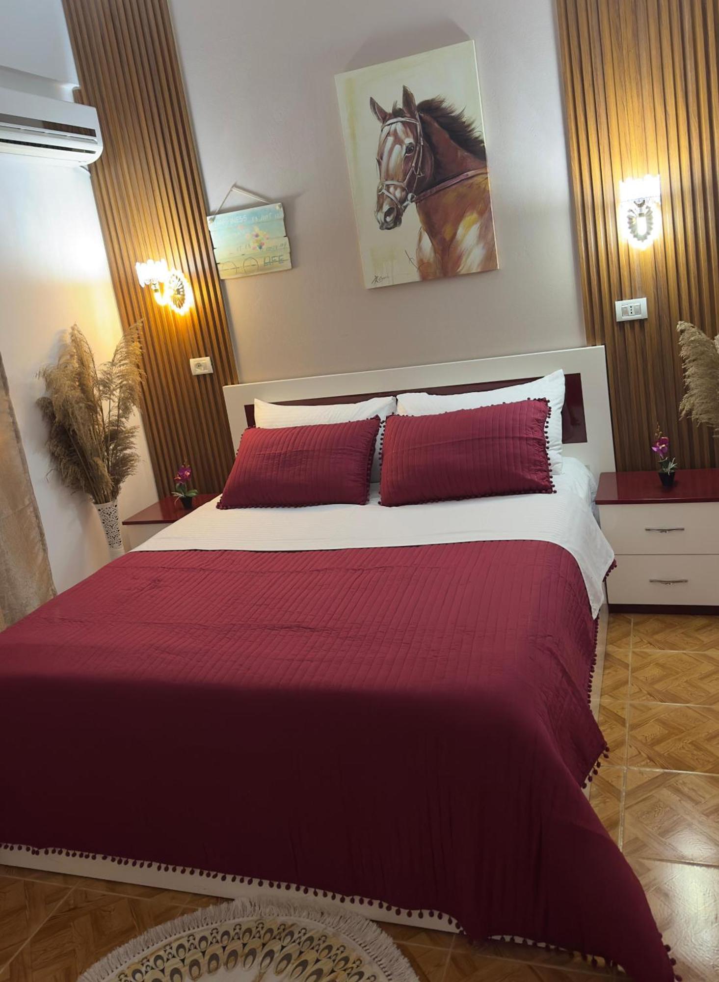 Kingsland Apartment