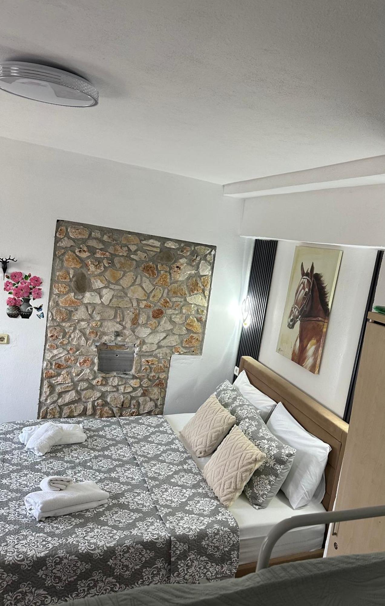 Apartment Kingsland Ksamil