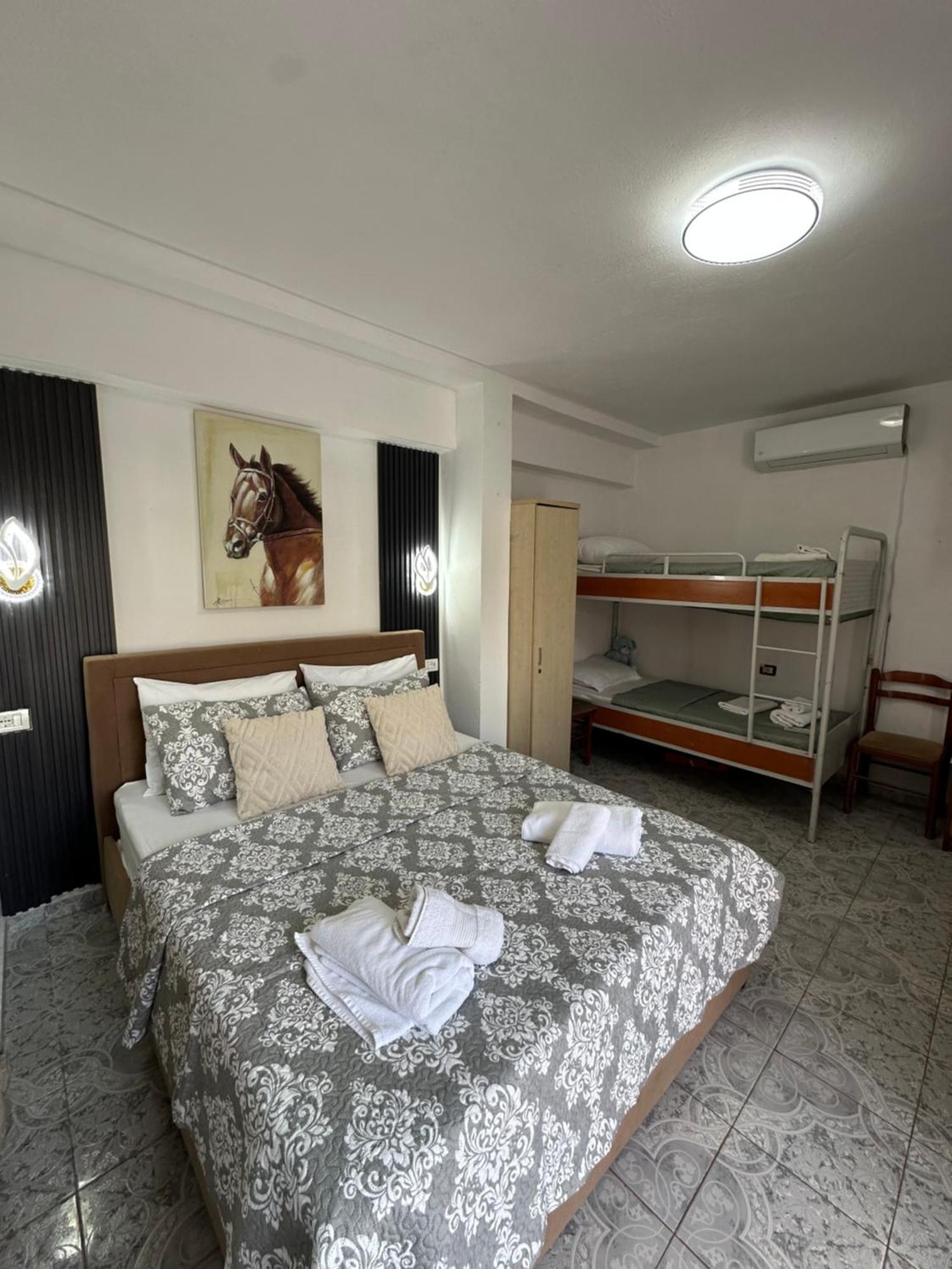 Kingsland Apartment *